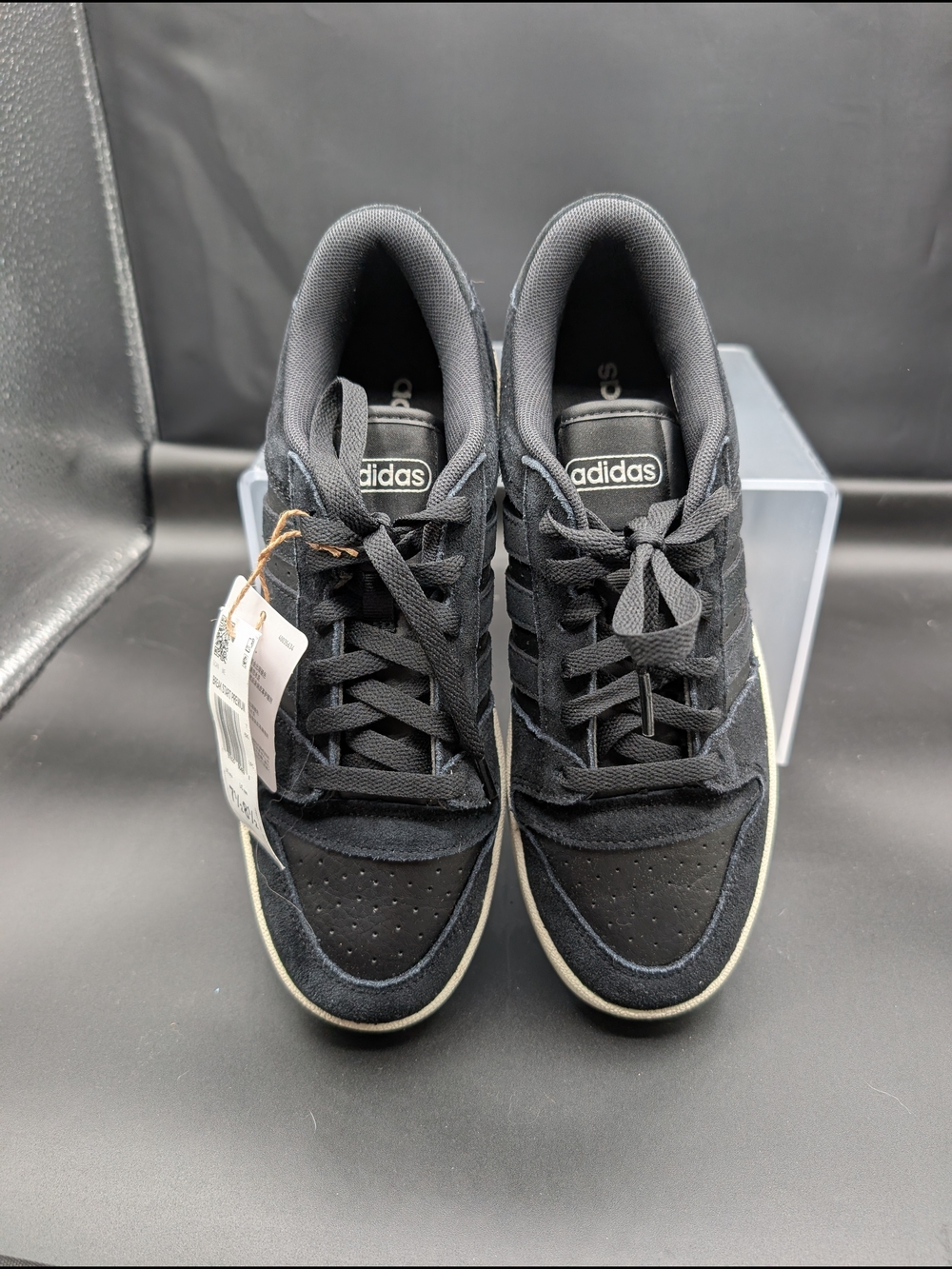 adidas Men's Black Low-Top Casual Sneakers